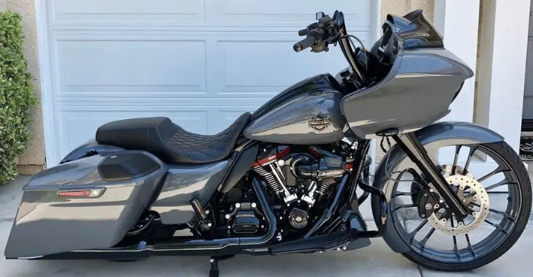 Example of a 2018 Road Glide CVO with 23" Knockout wheels in destroyer gray with a stage 3 upgrade kit